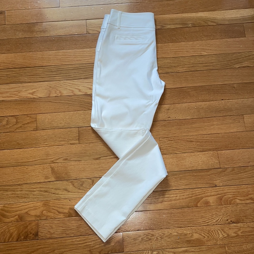 Papaya brand white dress pants size M